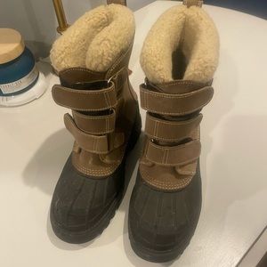 LL Bean Winter Boots size 8